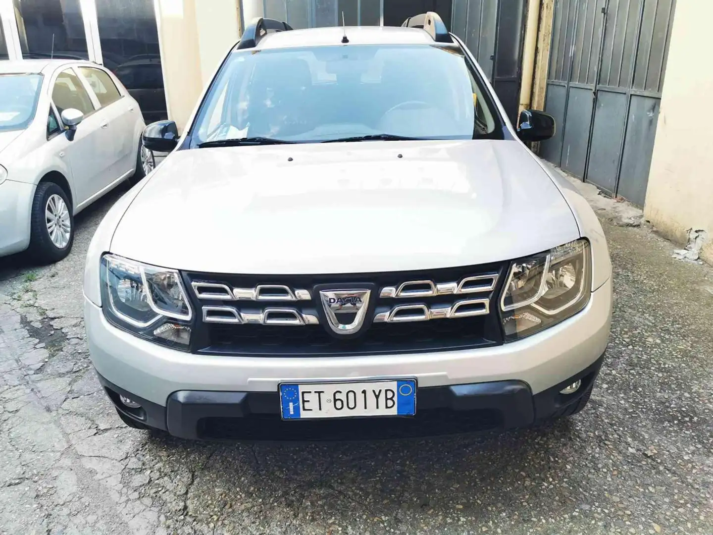 Dacia Duster 1.5 dCi 110CV 4x4 Lauréate Grigio - 2