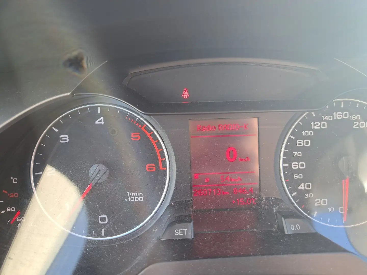 Audi A4 2,0 TDI DPF Grau - 2