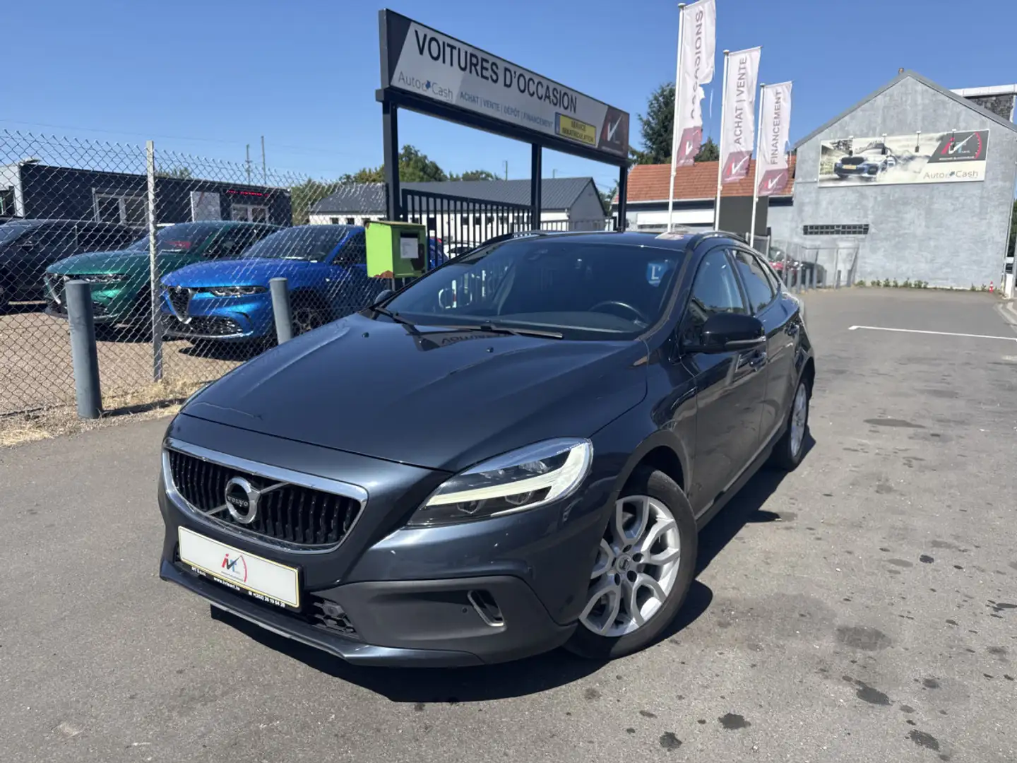 Volvo V40 Cross Country D2 Geartronic 120CV AUTO Blauw - 1