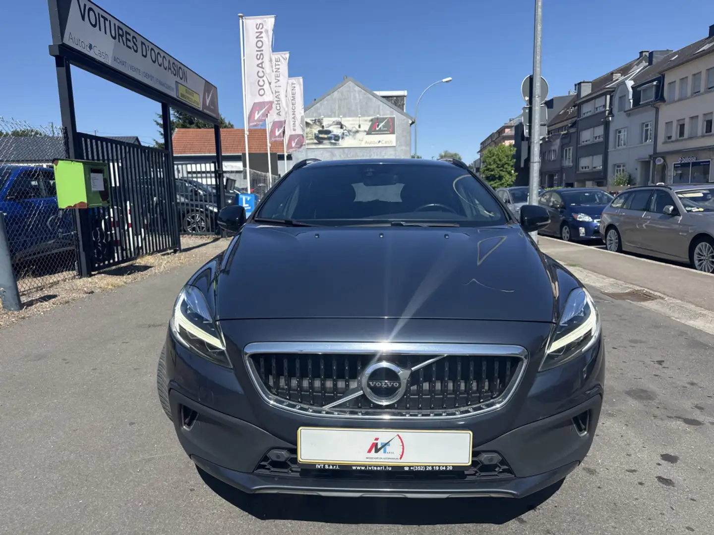 Volvo V40 Cross Country D2 Geartronic 120CV AUTO Blauw - 2