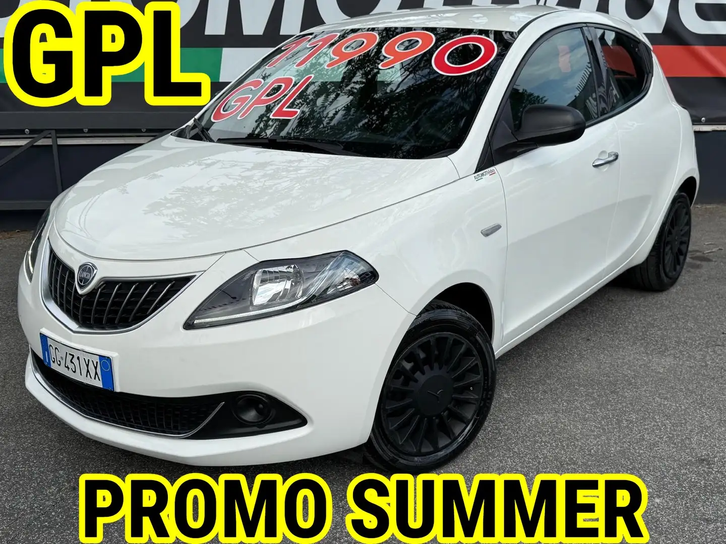 Lancia Ypsilon 1.0 firefly hybrid Silver GPL**PROMO SUMMER** Weiß - 1