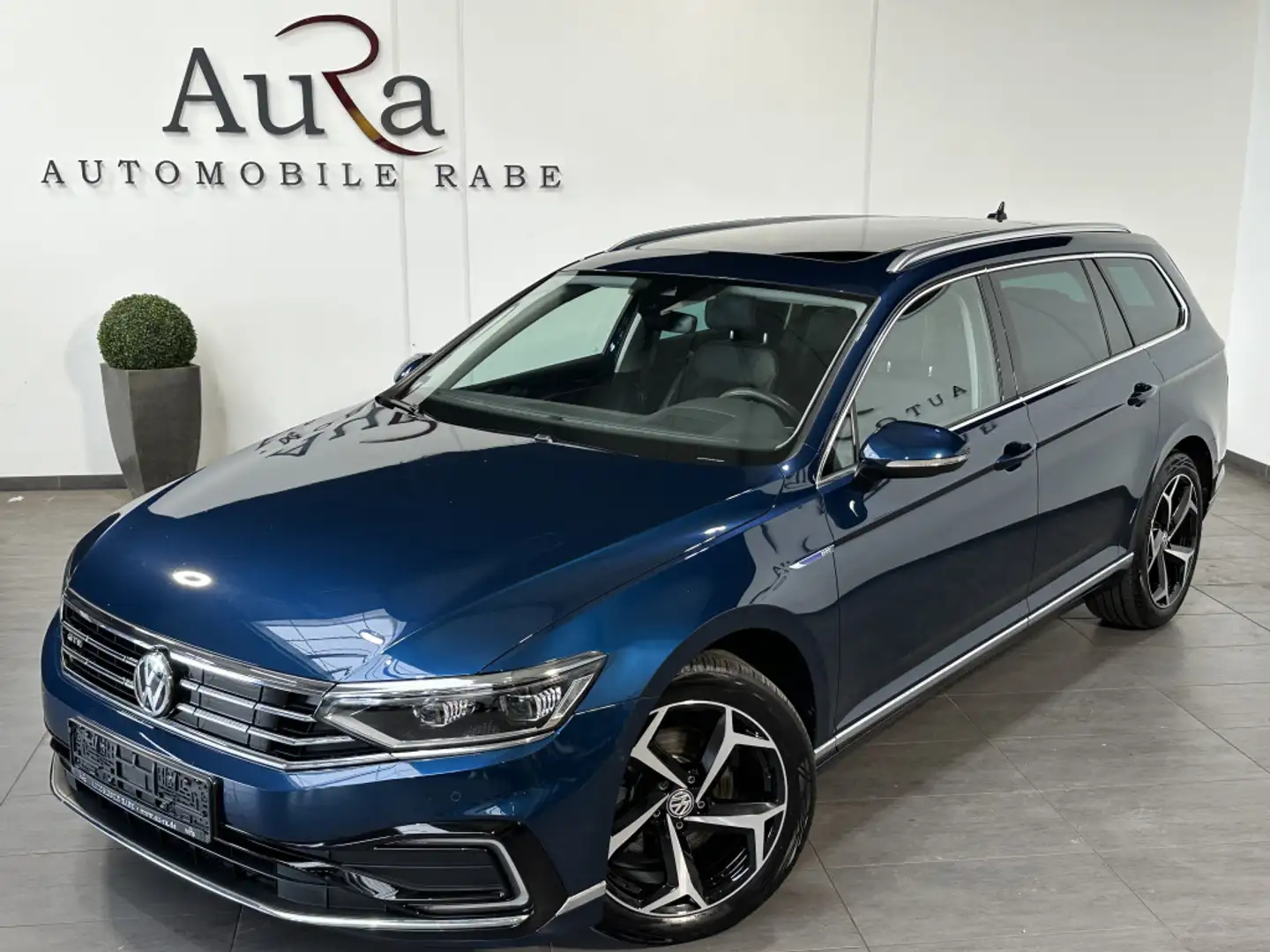 Volkswagen Passat Variant 1.4 TSI DSG GTE NAV+LED+PANO+ACC Azul - 2