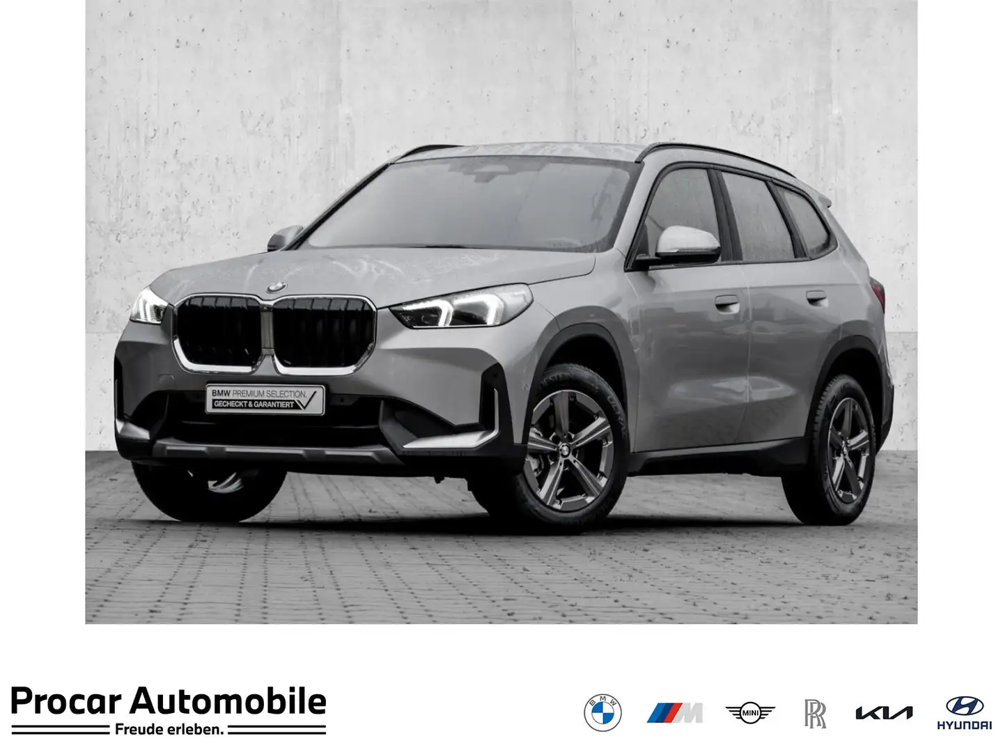 BMW X1 sDrive18i ADAPT.LED+AHK+DA PLUS+PA+17" Grijs - 1