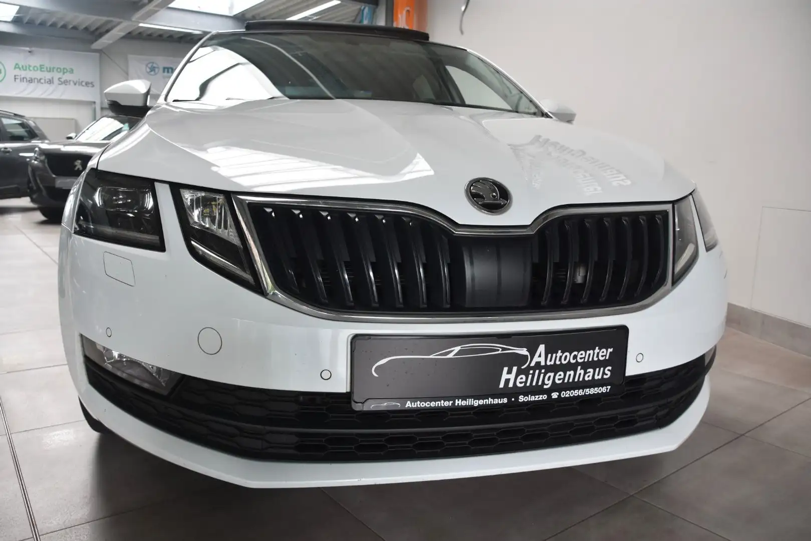 Skoda Octavia 1.5 TSI Clever DSG LED Navi Pano SHZ ACC Alb - 1