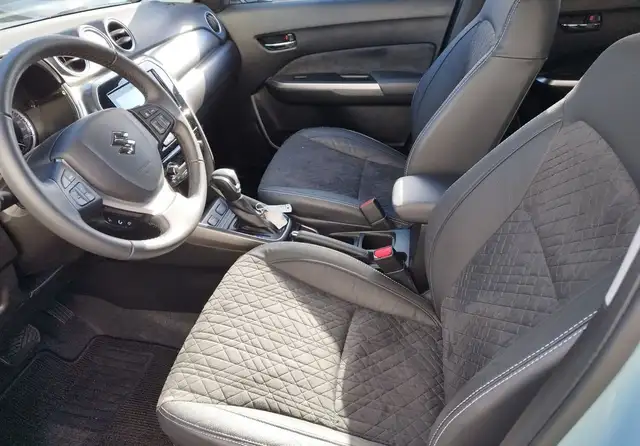 Suzuki Vitara view 8