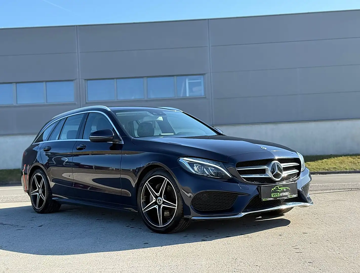 Mercedes-Benz C 200 Aut. AMG-line Schwarz - 2