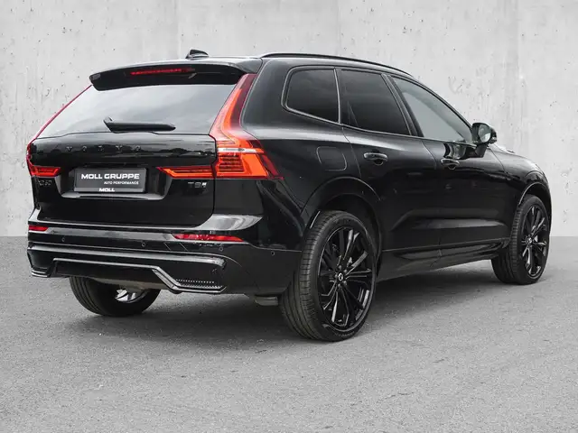 Volvo XC60 view 4