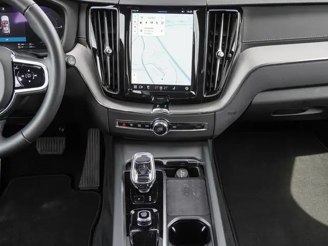 Volvo XC60 view 13