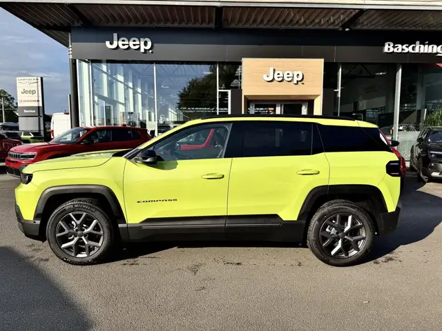 Jeep Compass view 5