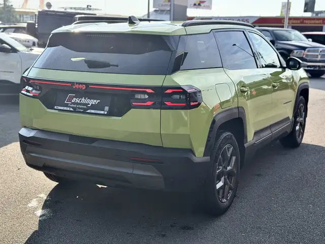 Jeep Compass view 8