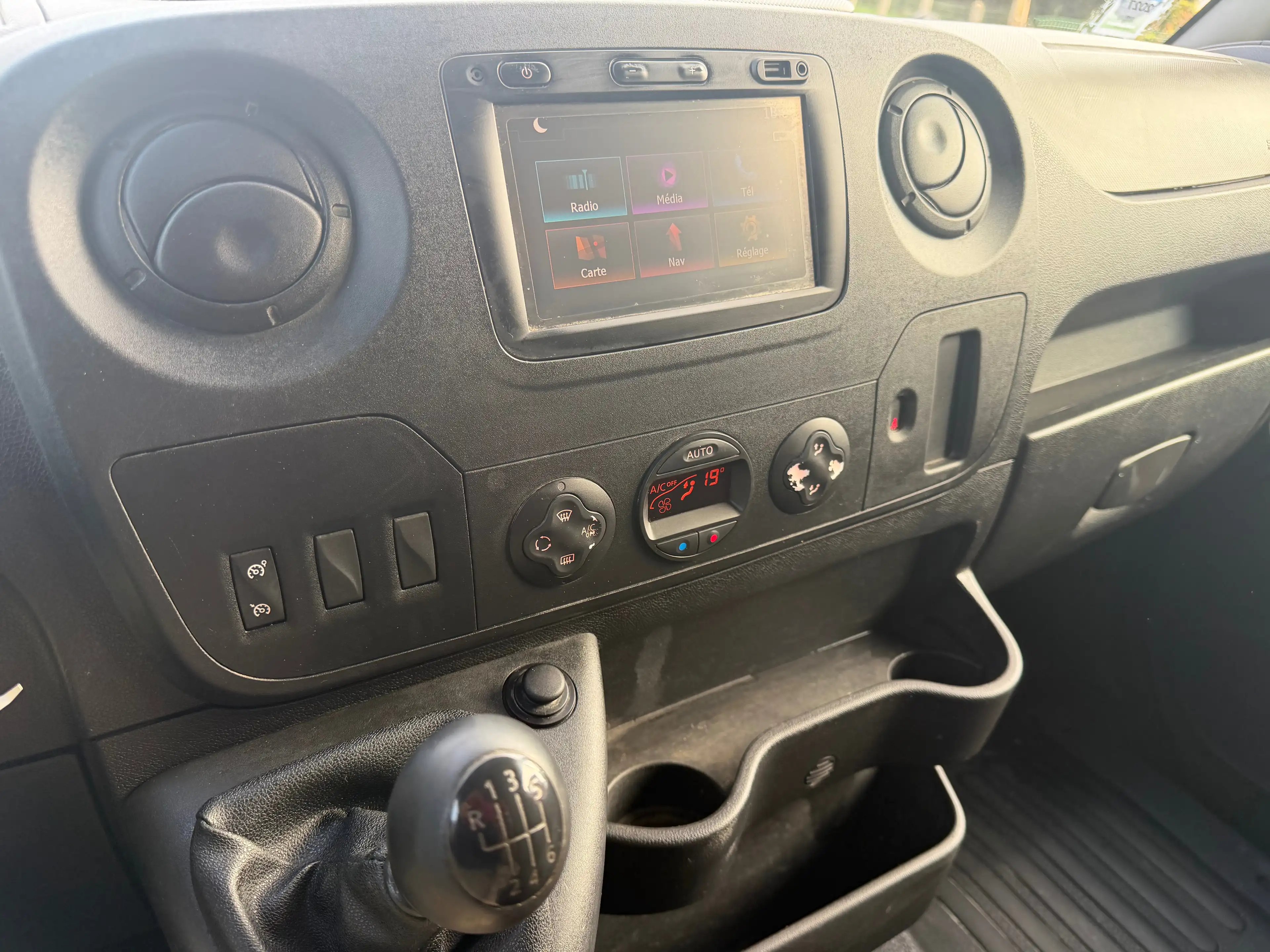 Nissan NV400 2.3 dCi L1H2 Business Navi / Caméra — photo 14