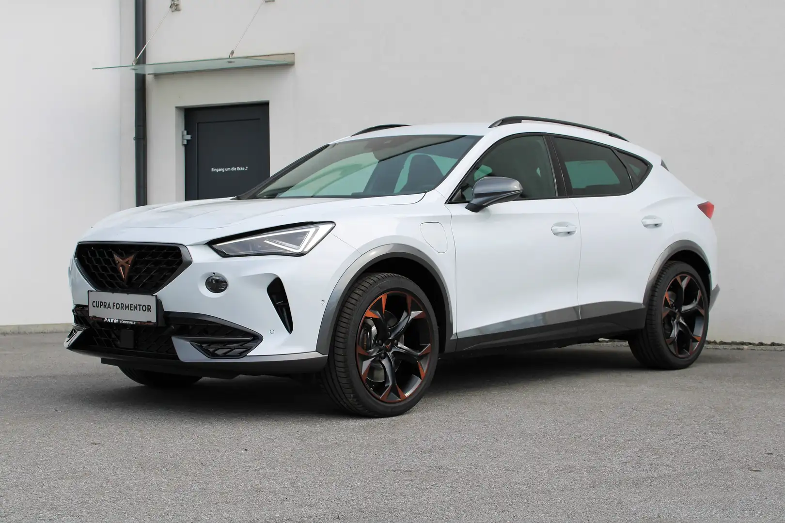 CUPRA Formentor VZ e-Hybrid "PHEV" 245 DSG mit MEGAASSTATTUNG! Weiß - 2