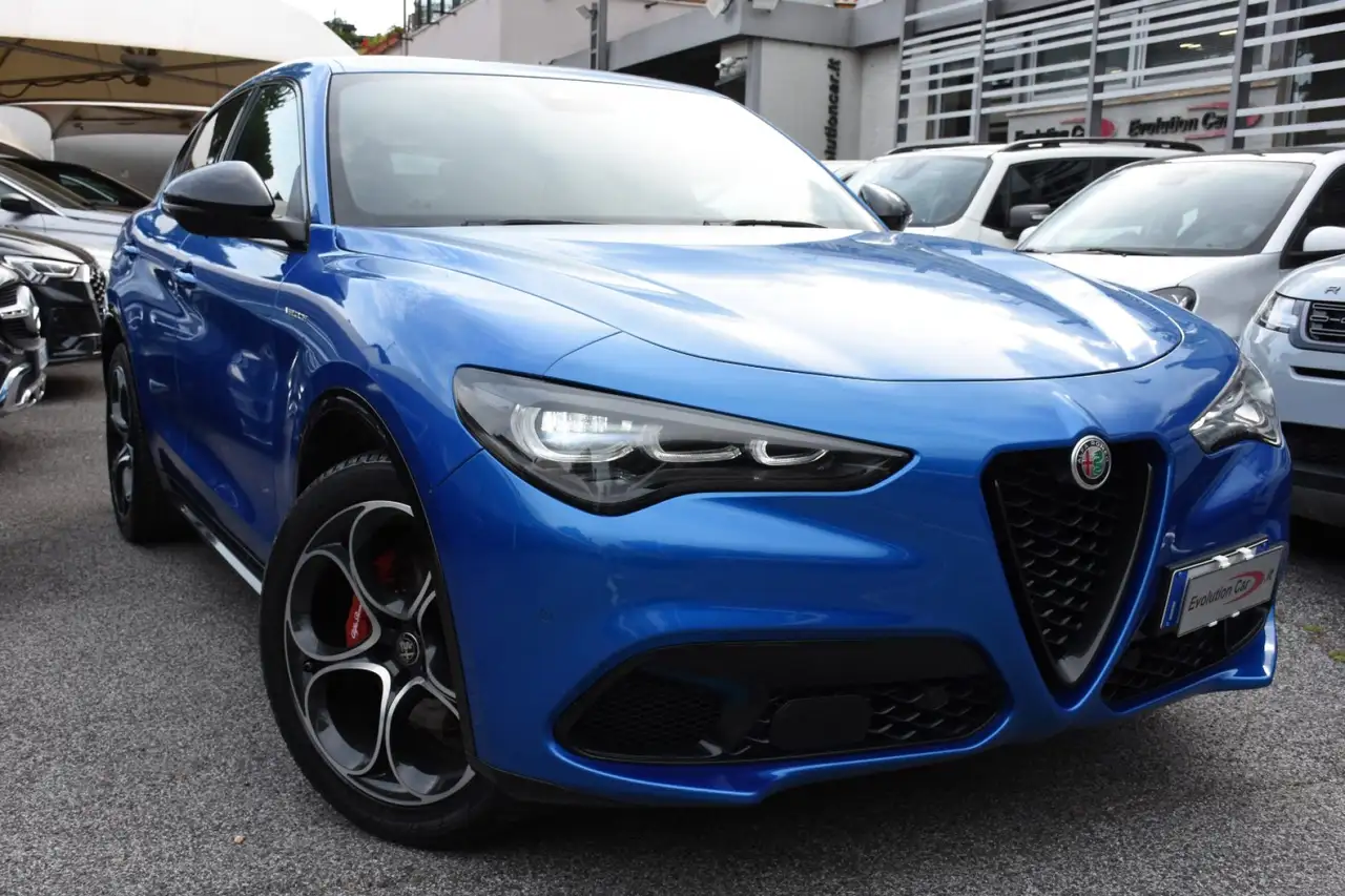 Alfa Romeo Stelvio 2023