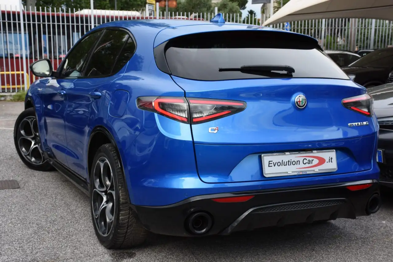 Alfa Romeo Stelvio 2023