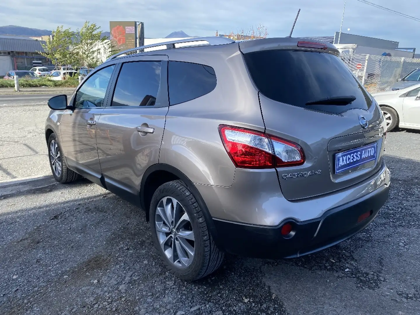 Nissan Qashqai+2 2.0 dCi 150 FAP All-Mode Tekna A - 2