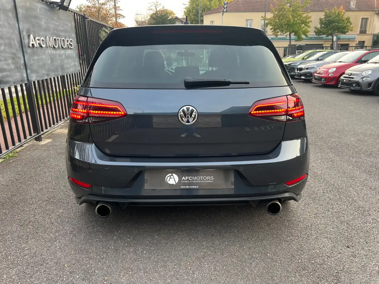 Volkswagen Golf GTI — photo 8