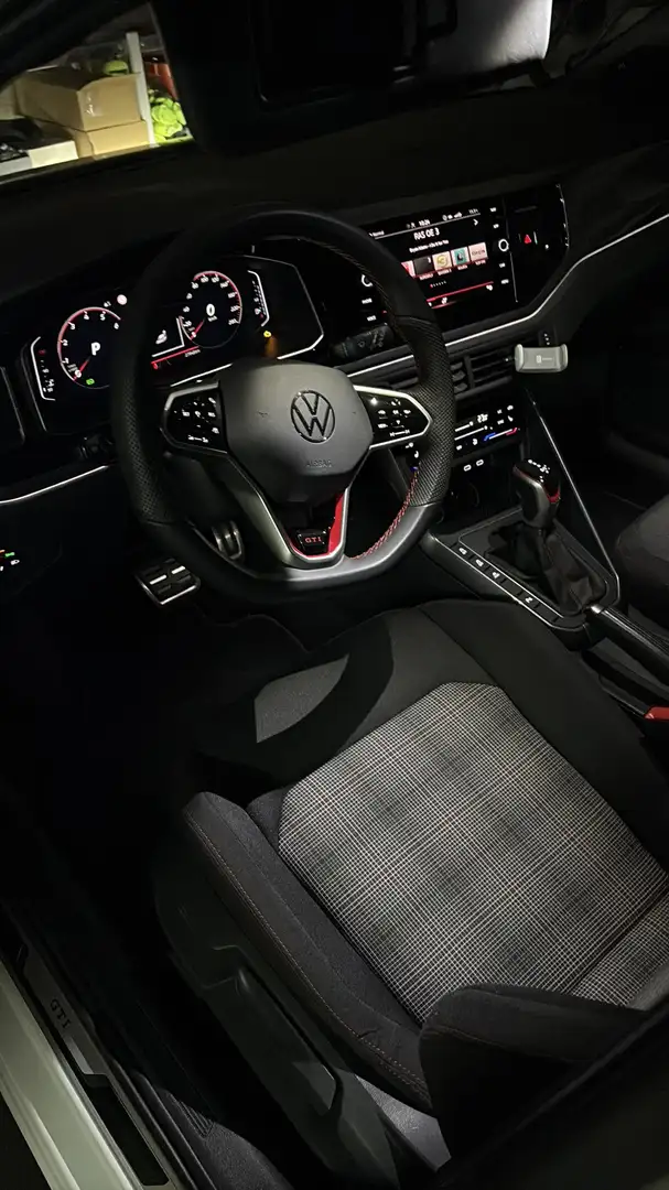 Volkswagen Polo GTI 2,0 TSI DSG - 1