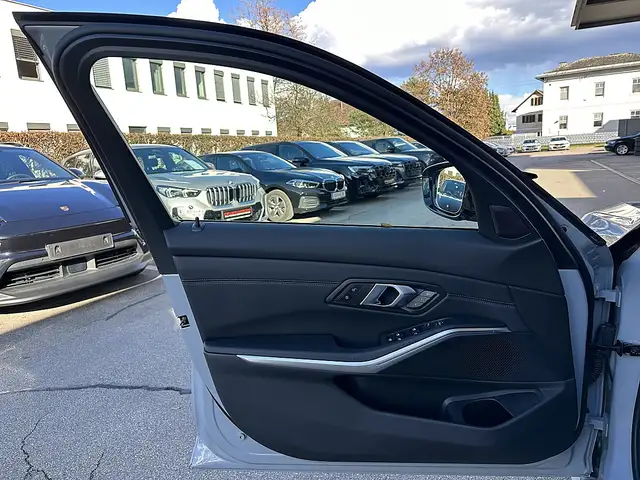 BMW 340 M340i xDrive Aut. Ansicht 25