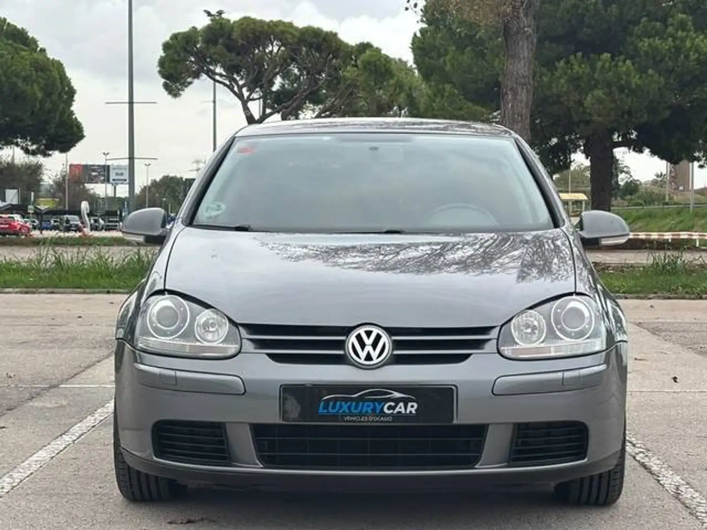Volkswagen Golf 2.0TDI Highline 4Motion Gris - 2