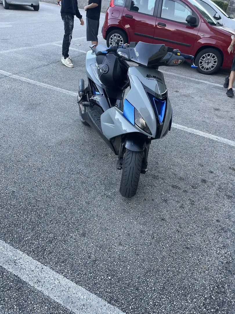 Aprilia SR 50 Factory - 2