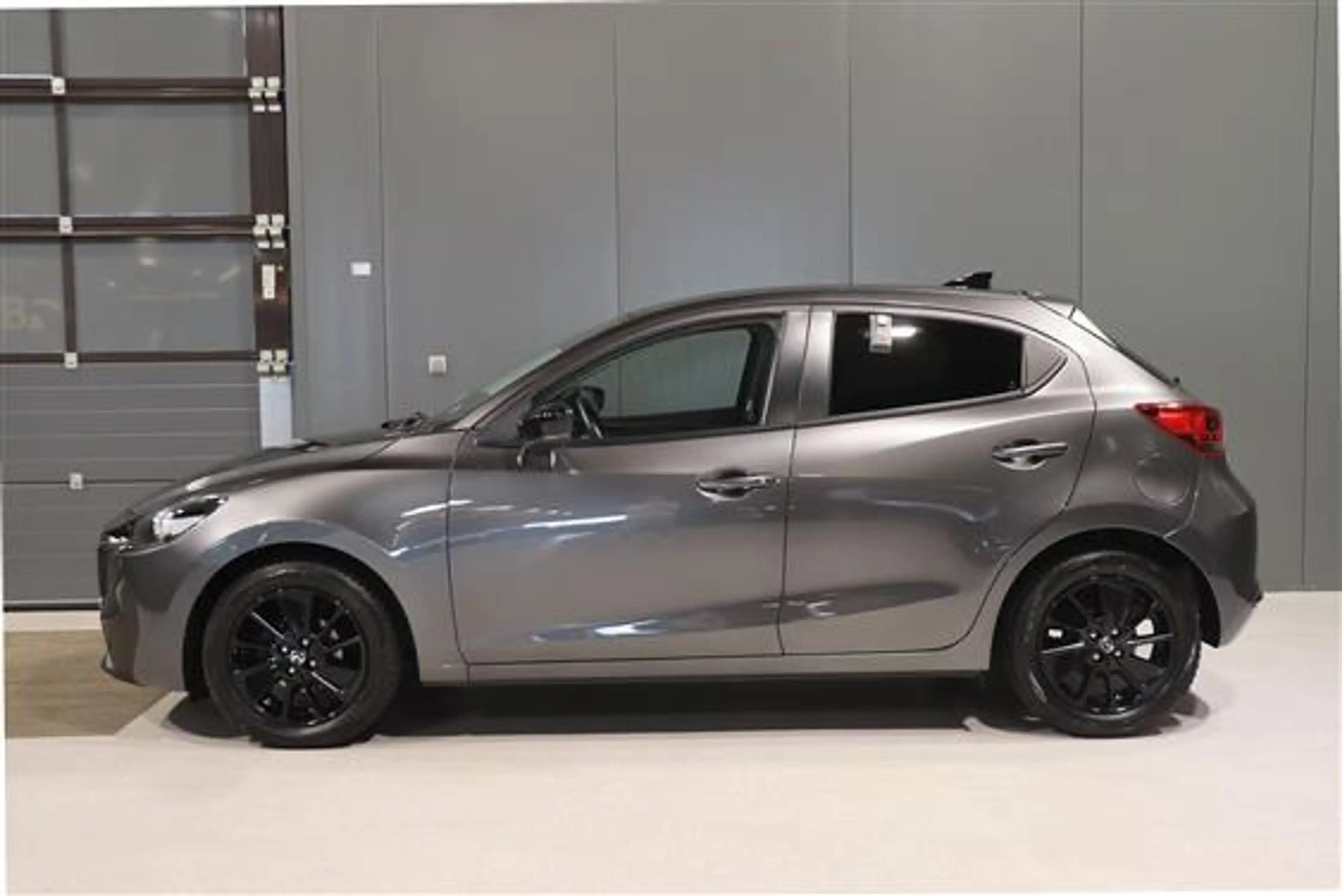 Mazda 2 1.5L E-SKYACTIV G HOMURA — photo 3