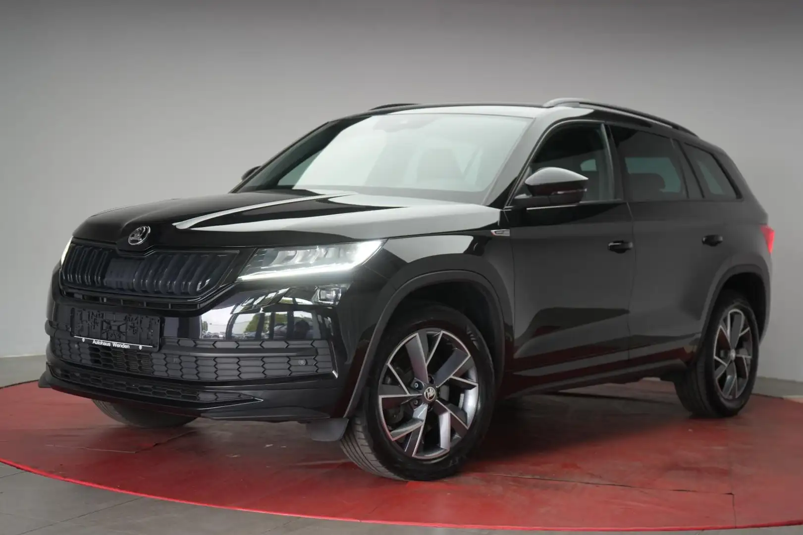 Skoda Kodiaq 2.0 TDI 4x4 DSG Sportline Navi/ACC/Kamera Negru - 2