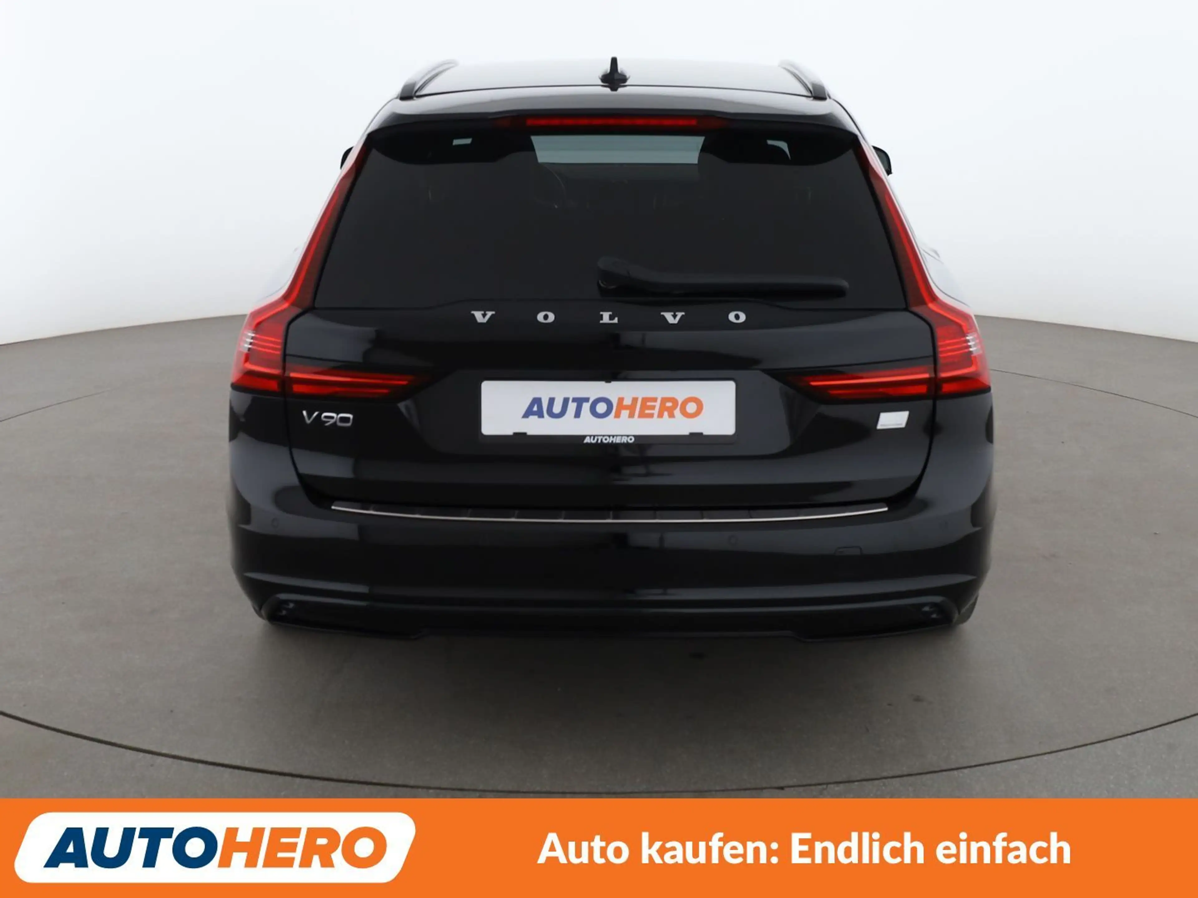 Volvo V90 2.0 T8 Plug-in Hybrid R Design AWD Aut.*NAVI*TEMPO — photo 5