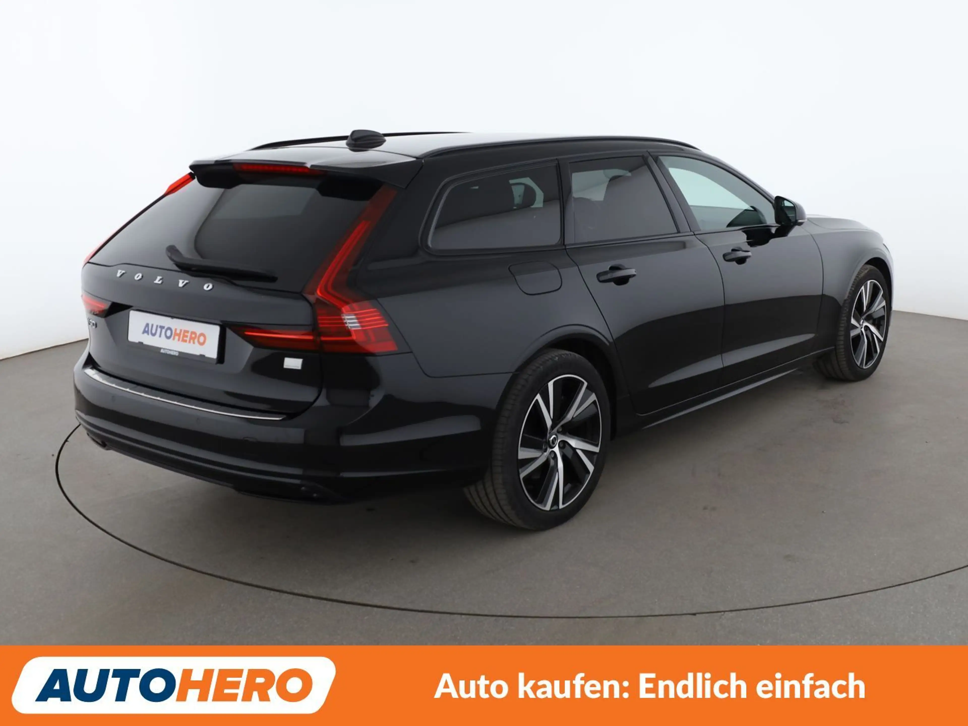 Volvo V90 2.0 T8 Plug-in Hybrid R Design AWD Aut.*NAVI*TEMPO — photo 6