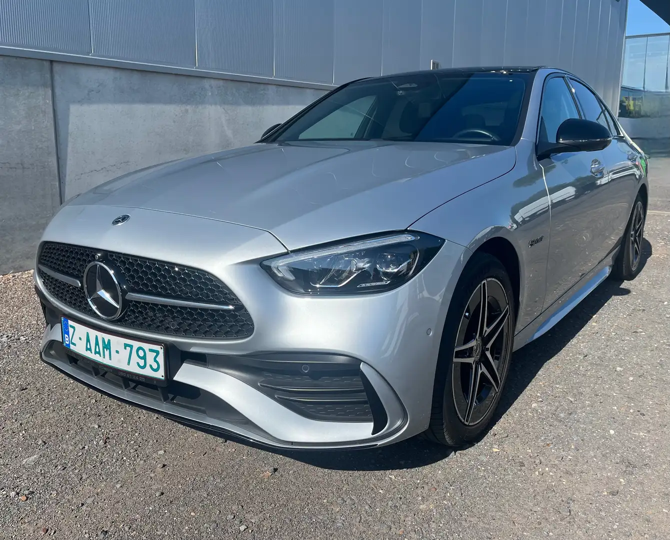 Mercedes-Benz C 300 C 300 e 4Matic 9G-TRONIC Edition AMG Line Argent - 1