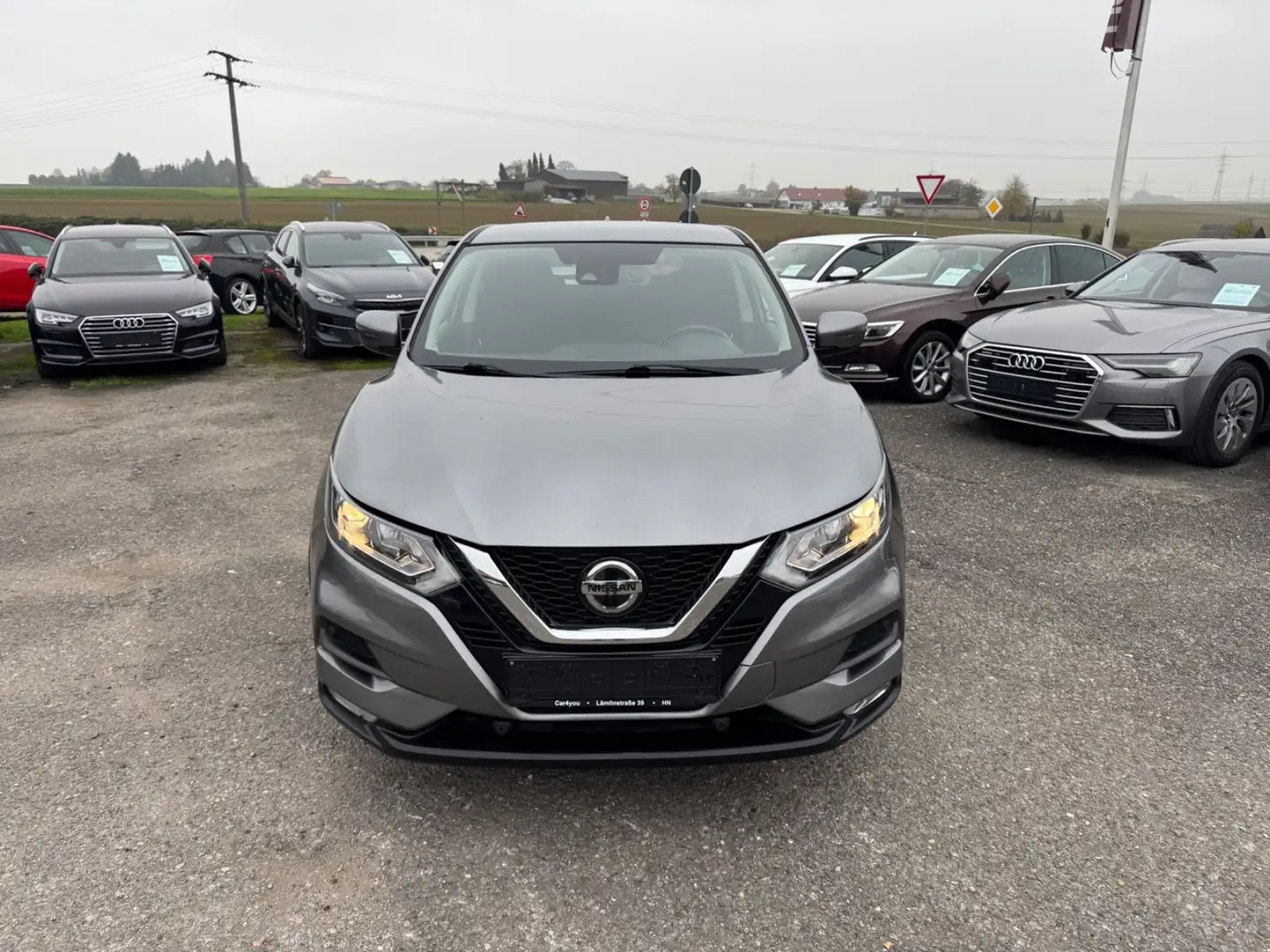 Nissan Qashqai Visia 1.5 Dci Auto. Navi Kamera Alcantar Gris - 2