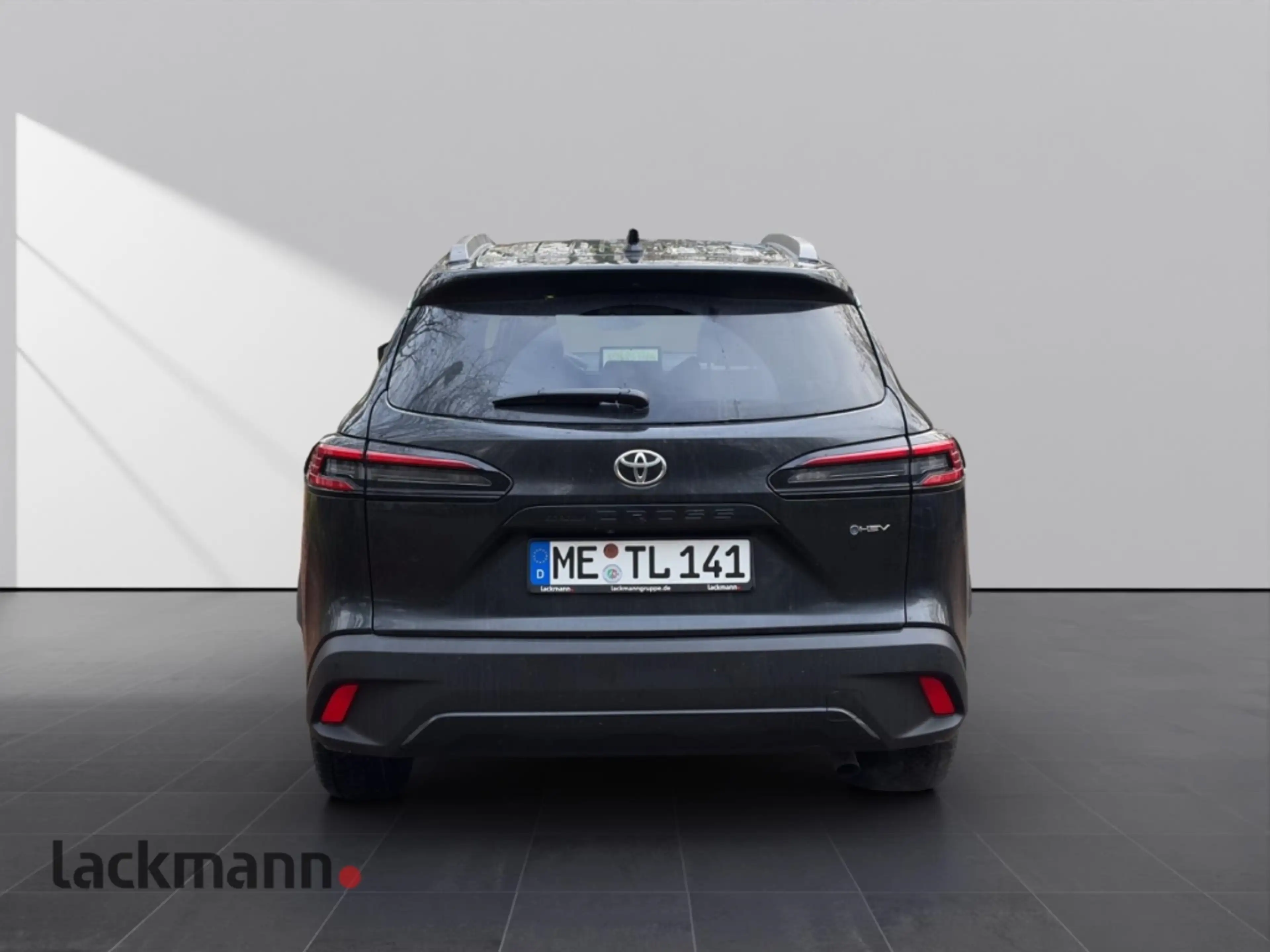 Toyota Corolla Cross Hybrid FWD 2,0 l Hybrid, SUV, Teamplayer — photo 6
