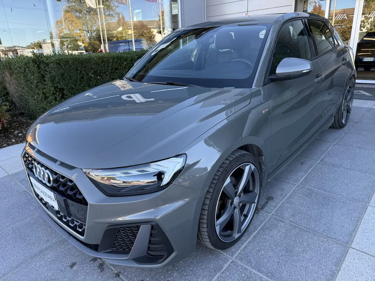 Audi A1 A1 SPB 30 TFSI S line edition *S-LINE EXT/INT, PR Gris - 1