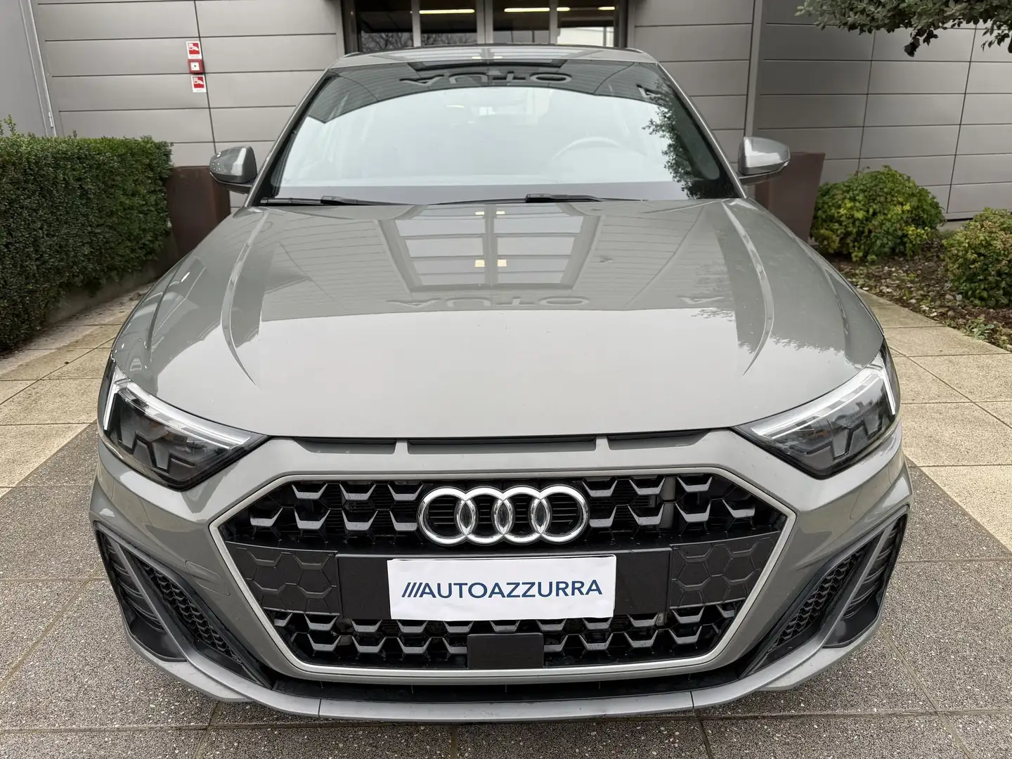 Audi A1 A1 SPB 30 TFSI S line edition *S-LINE EXT/INT, PR Grijs - 2