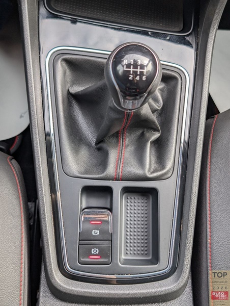 SEAT Leon ST 2.0 TDI FR*2Hd*Temp*LED*CarPlay*Tüv02.28 — photo 36