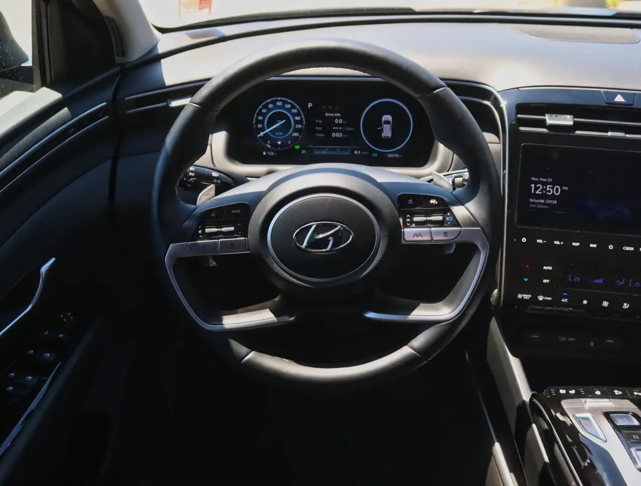 Hyundai TUCSON снимка Hyundai TUCSON