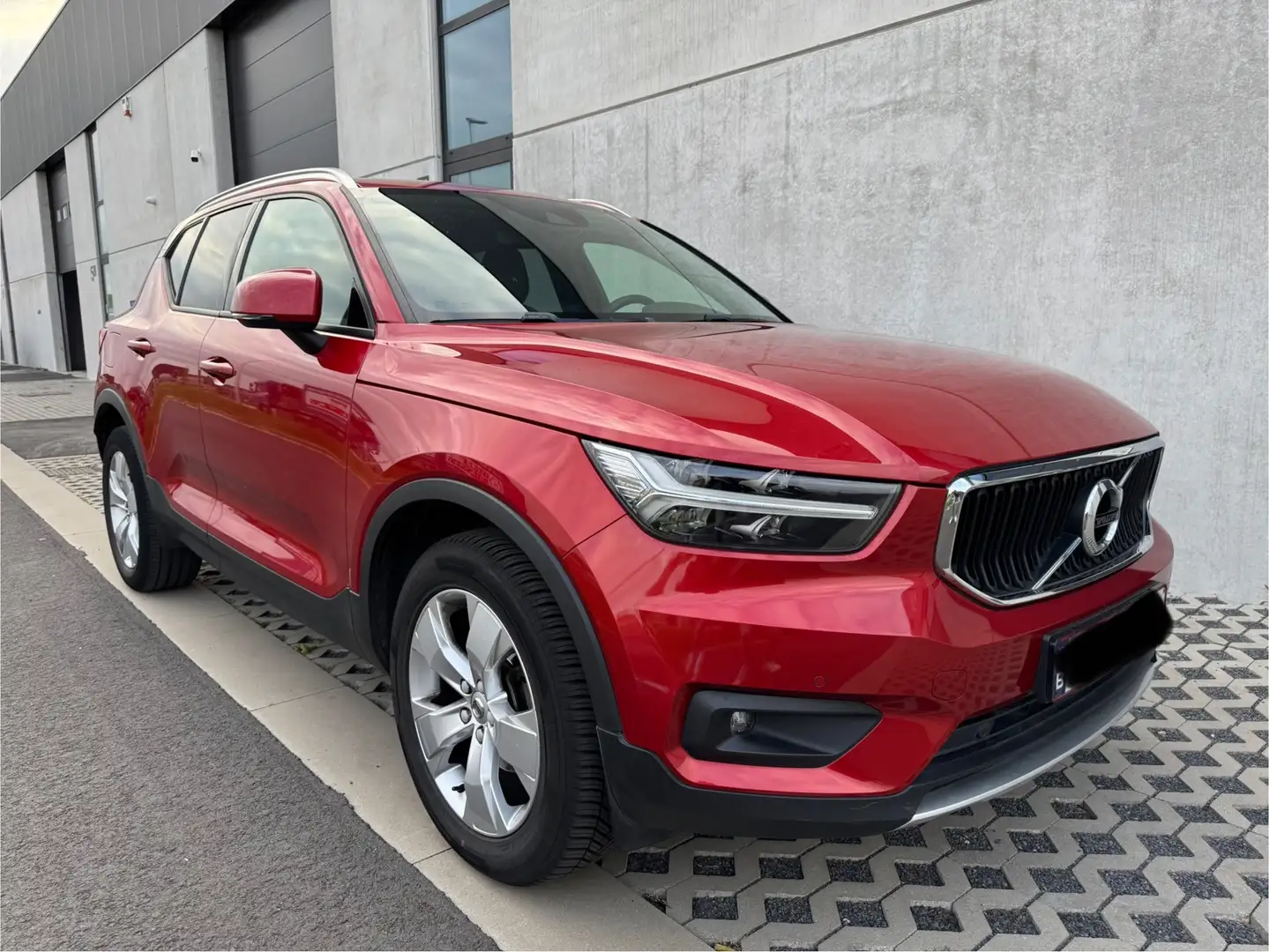 Volvo XC40 D3 Momentum Pro Euro 6dTemp in zeer goede staat Červená - 1