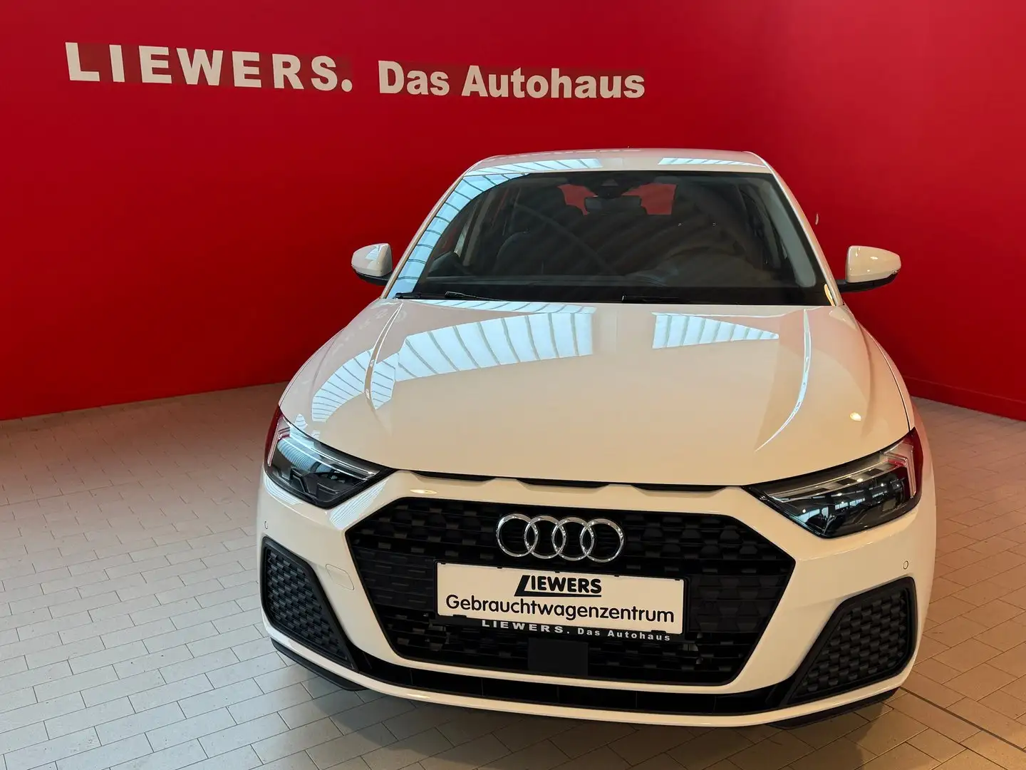 Audi A1 25 TFSI intense Weiß - 1