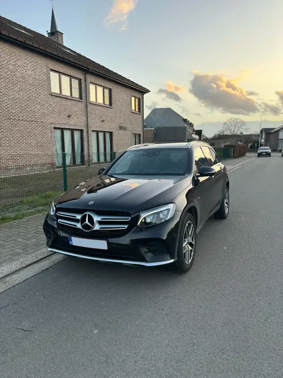 Mercedes-Benz GLC 350 2017 из Европы — купить под ключ