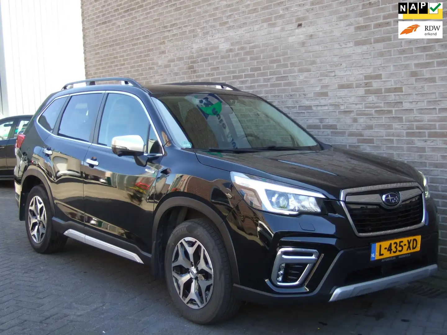 Subaru Forester 2.0i e-BOXER Premium - Lederen bekleding - Trekhaa Zwart - 1