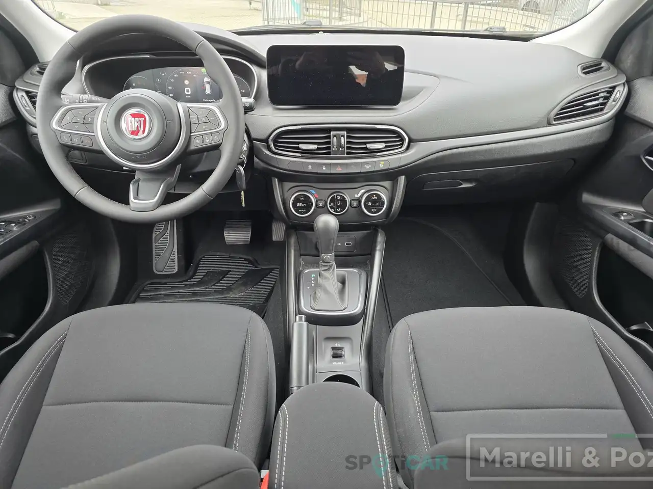 Fiat Tipo 1.5 Hybrid DCT 5 porte Cross 13