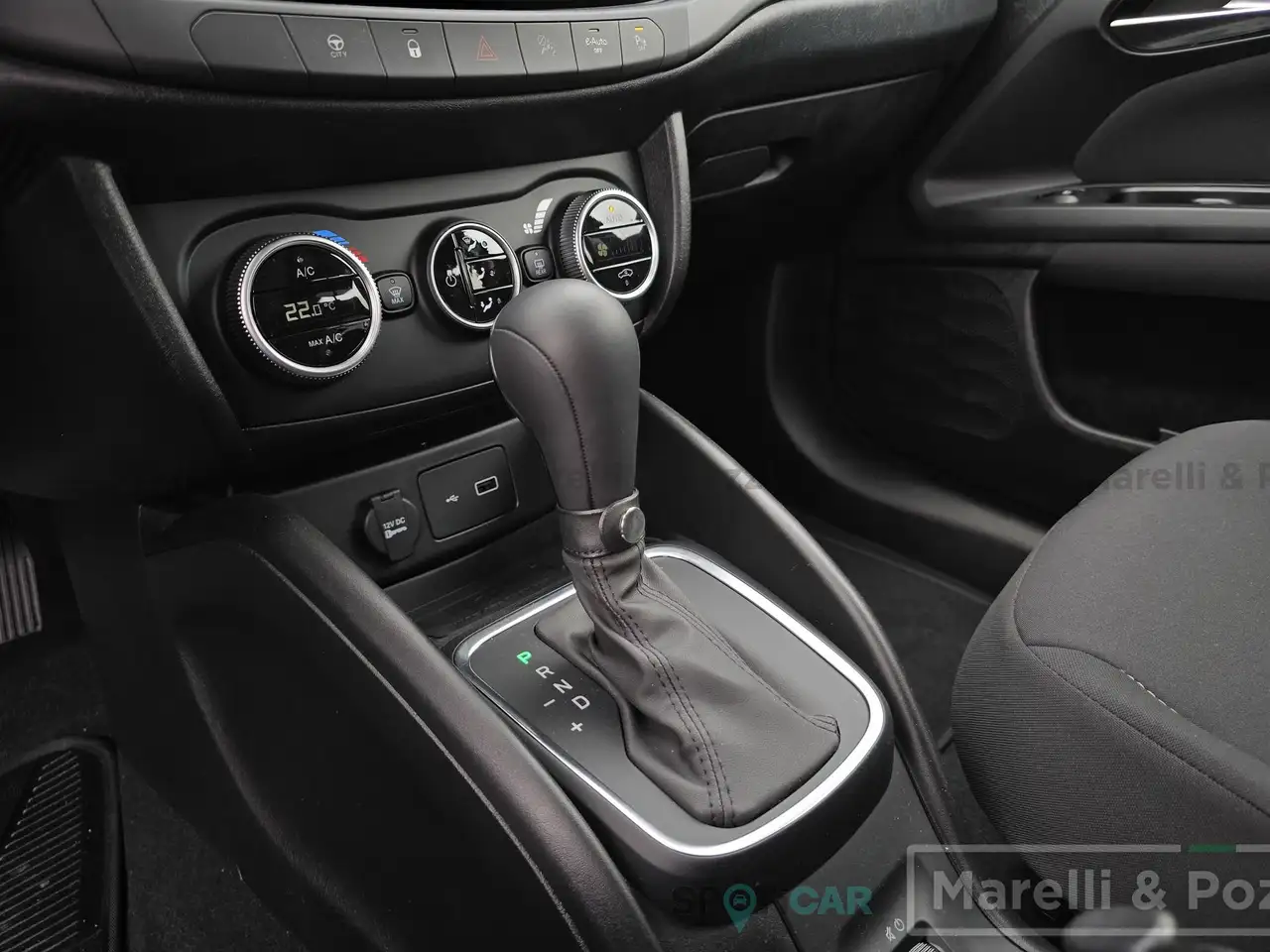 Fiat Tipo 1.5 Hybrid DCT 5 porte Cross 16