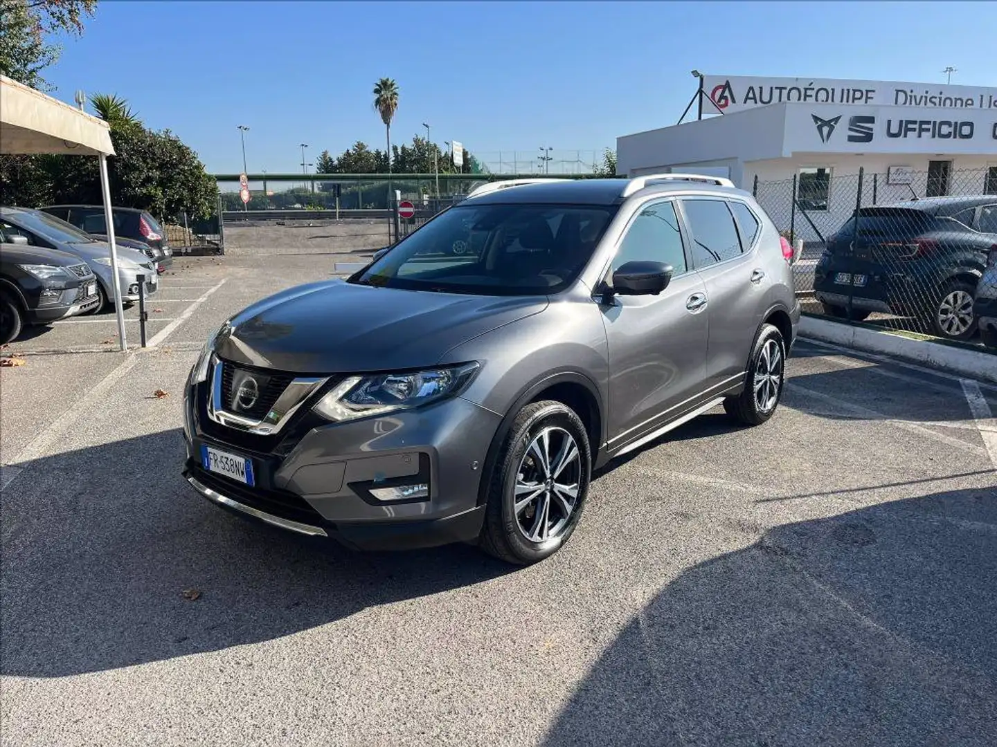 Nissan X-Trail 2.0 dci N-Connecta 4wd xtronic siva - 1