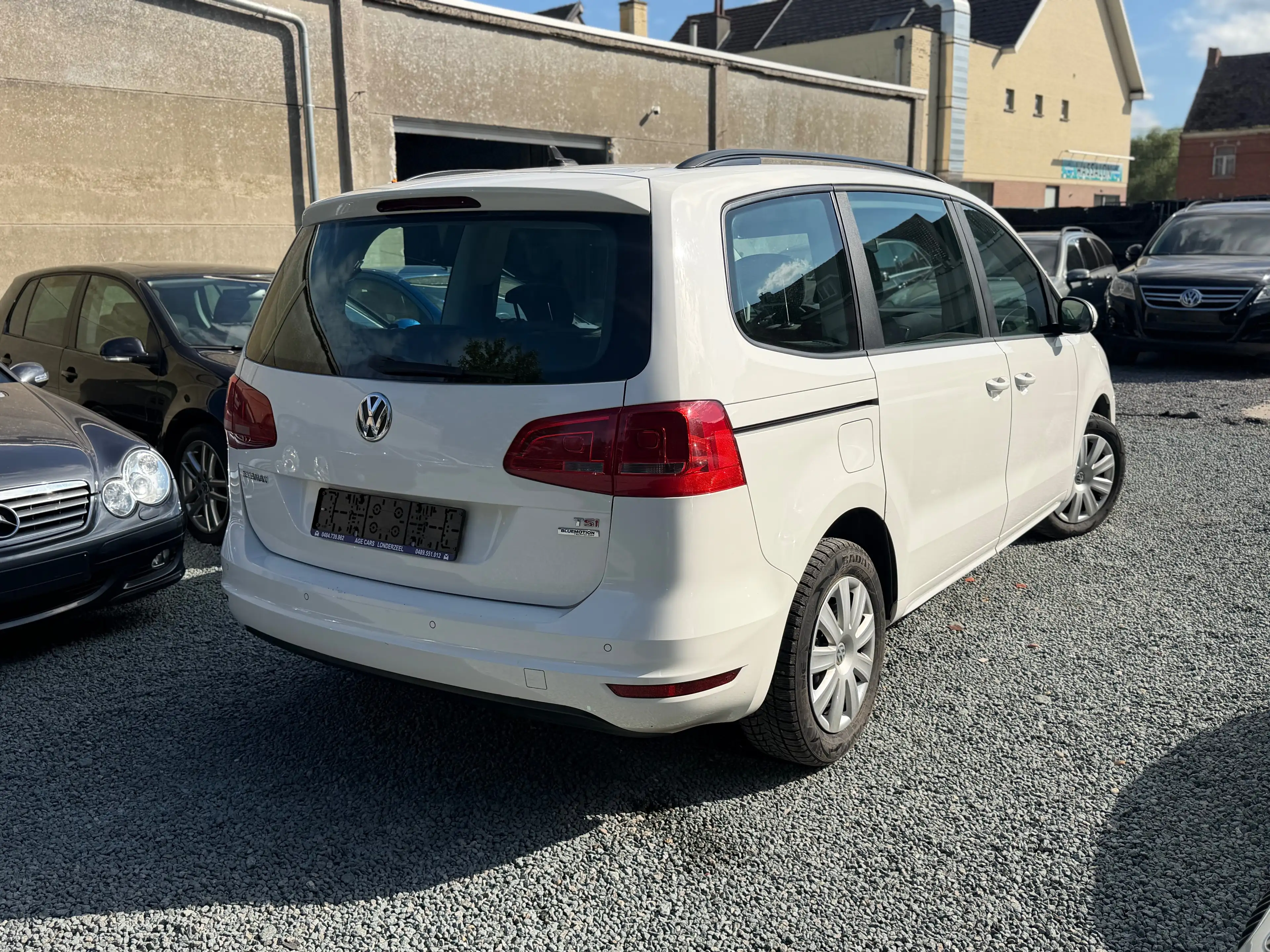 Volkswagen Sharan Sharan 1.4 TSI Comfortline BMT — photo 3