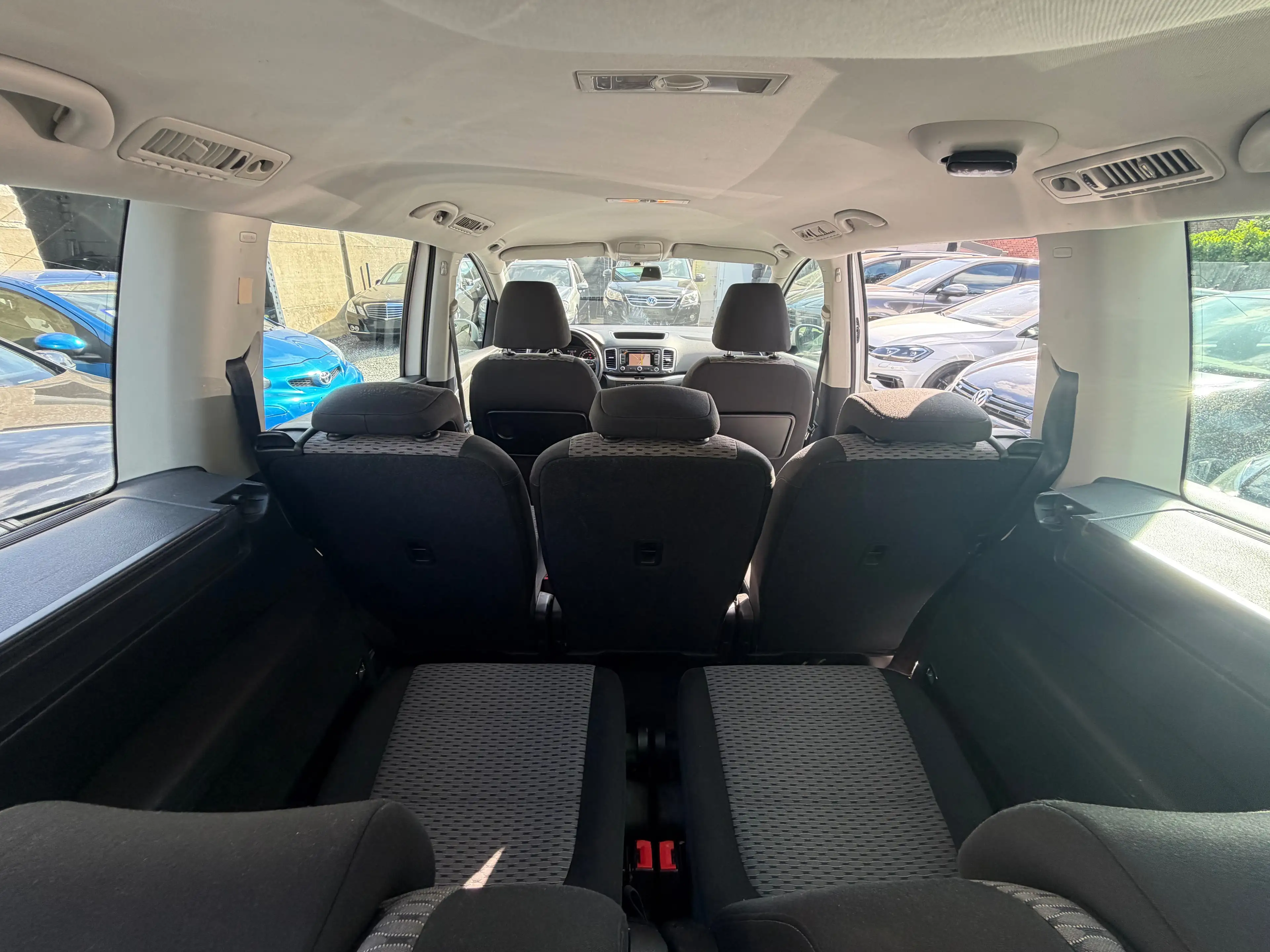 Volkswagen Sharan Sharan 1.4 TSI Comfortline BMT — photo 8