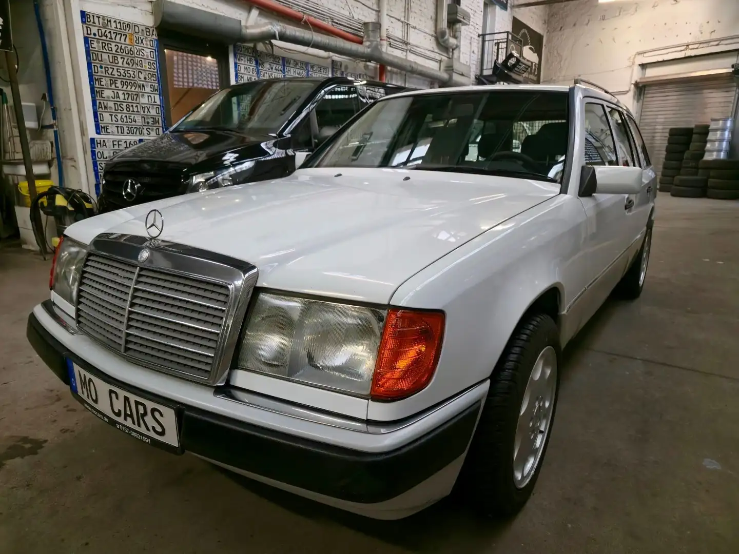 Mercedes-Benz 230 TE 124 *Klima*E-Paket*Oldtimer* Blanc - 1