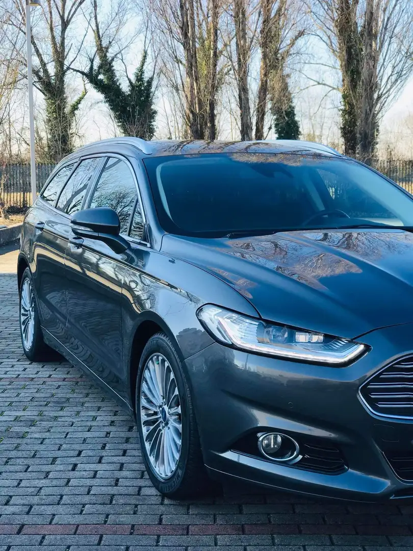 Ford Mondeo SW 2.0 tdci Business s&s 150cv Marrone - 1