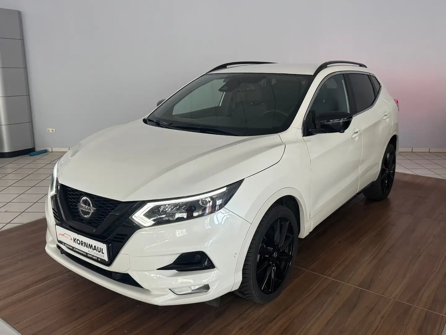 Nissan Qashqai N-Tec 1.3 DIG-T 158 PS AUTOMATIK/NAVI Blanc - 1