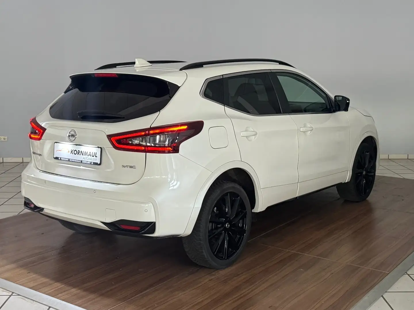 Nissan Qashqai N-Tec 1.3 DIG-T 158 PS AUTOMATIK/NAVI Blanc - 2