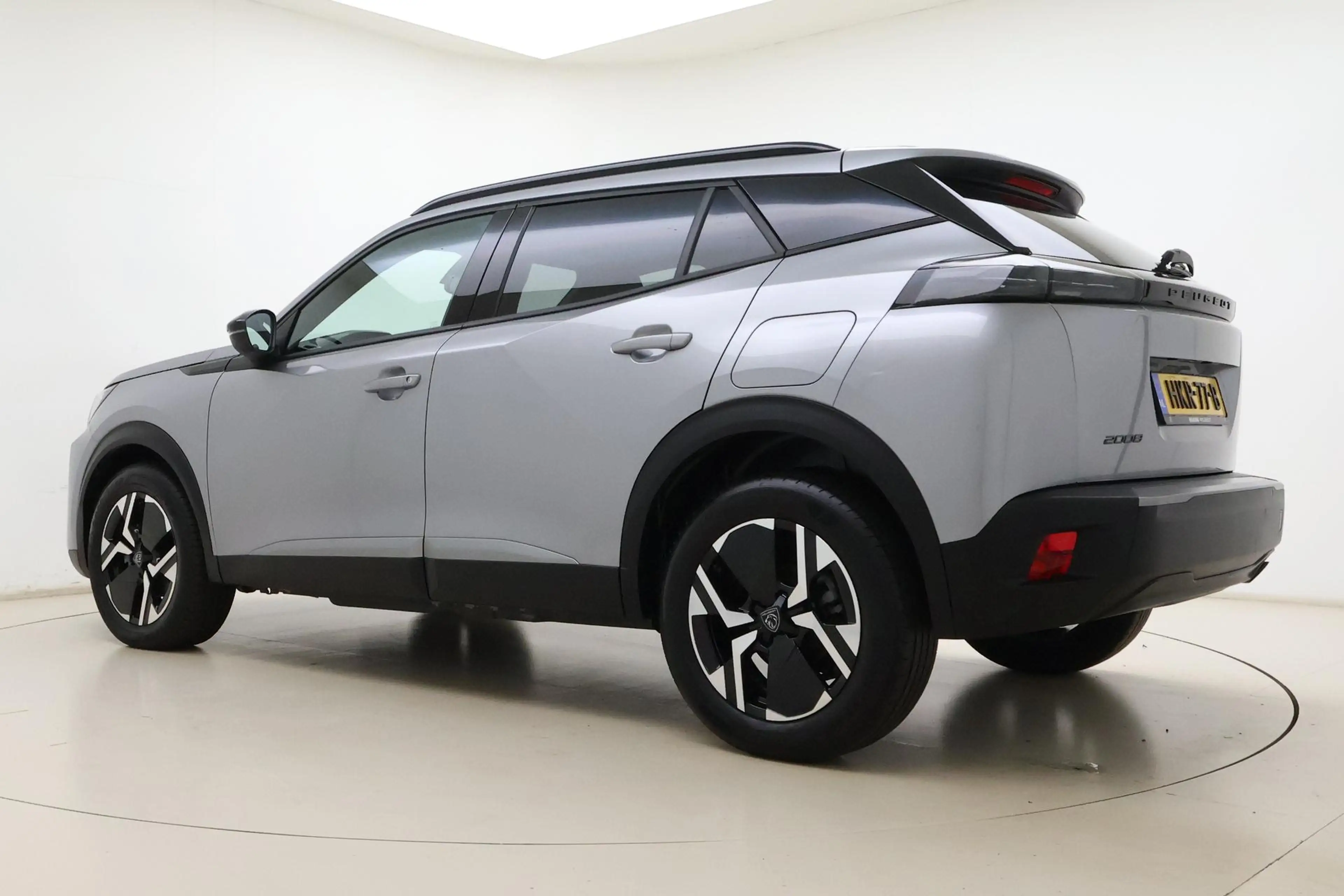 Peugeot 2008 1.2 PureTech 100pk Allure | Keyless entry | Naviga — photo 12
