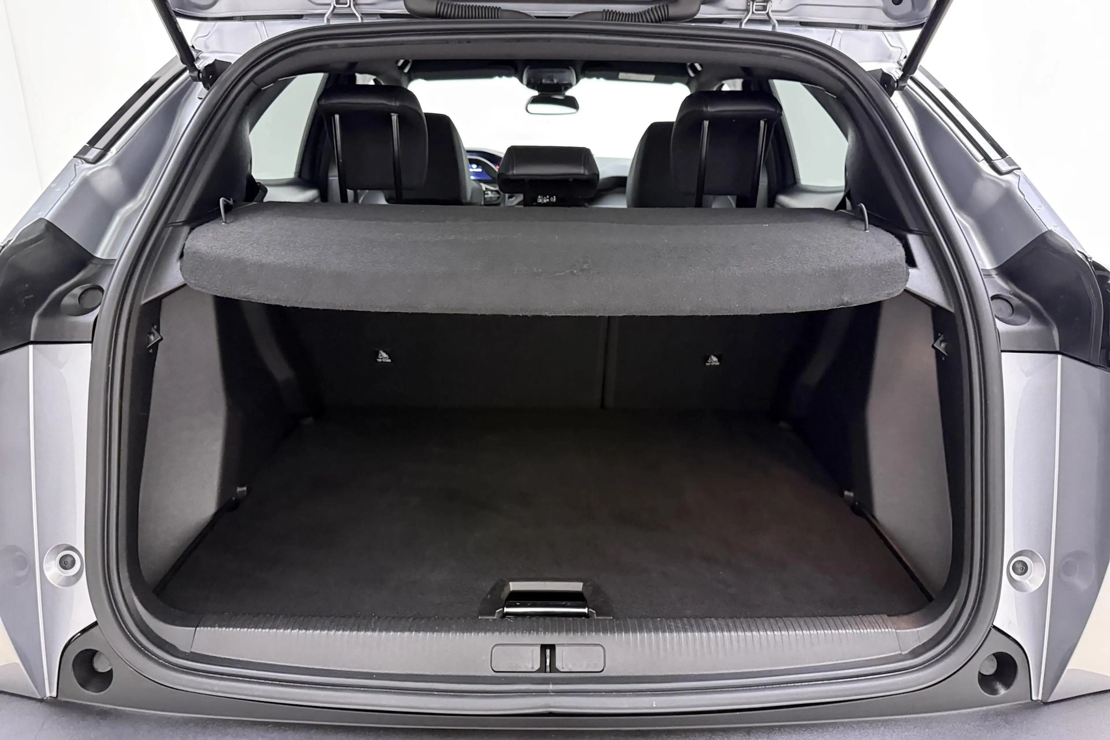 Peugeot 2008 1.2 PureTech 100pk Allure | Keyless entry | Naviga — photo 11